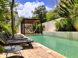 Tulum Center family double suite four guest with free parking pool AC kitchenette near Beach