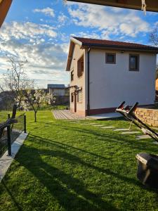 Villa Sara Entire Villa with 2 Separate Apartments
