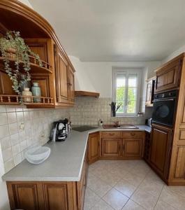 Proche plage, maison de bourg pleine de charme