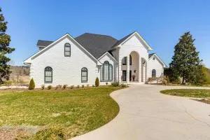 Golfers Paradise Meadow Lakes Manor Retreat! - Cedartown