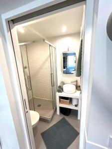 Charmant studio Créteil proche Paris, Disneyland, hôpitaux, aéroports