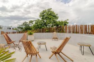 Seremonia Selva new Suite near Beach for couple and 2 kids private pool free parking