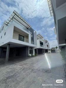 Accra Villa around Embassy area