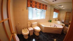 Chalet Cozy Au Bord De La Piscine