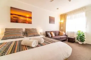 "Ocean Sunset" Glenelg Central Studios - Adelaide