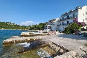 Apartments by the sea Cove Pjestata, Peljesac - 24021 - Dubrava