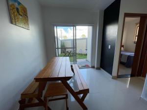 101 Apt térreo com área privada pertinho do Mar