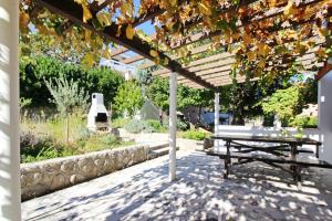 Apartments by the sea Baska, Krk - 24187