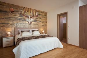 Seaside apartments with a swimming pool Arbanija, Ciovo - 24254