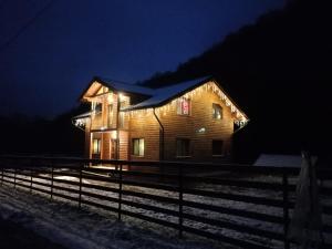 Cabana pe Vale
