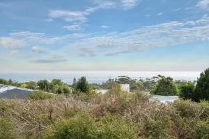 Kaya Beach House - Chic Pet friendly with Ocean Views - Tyabb