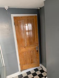 NEW!! Whole House with Mod Cons, Close to transport links