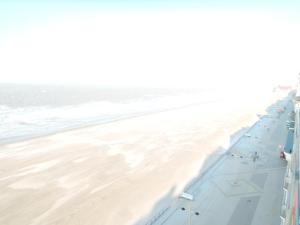 Apartment in Zeedijk with Sea Views