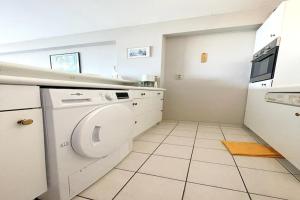 Apartment in Epernay Square with Sea View