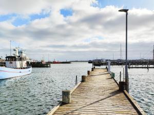 Holiday home Hals LX