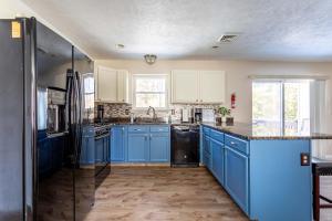 Lakeside Haven 5 BDR Fire Pit Pet Friendly