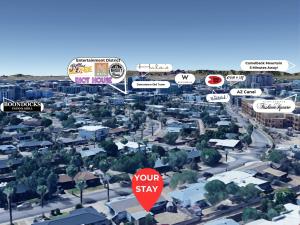 LUXE - Nouveau - Sparkling Pool - Walk to Old Town