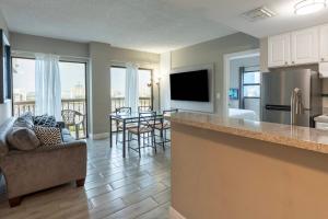 Amazing 2 Bedrooms Nex to Universal