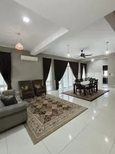 Pinevalley Homestay Putrajaya Presint 12 - Putrajaya