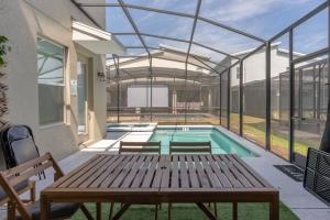 Brand New 5 Bedrooms5Baths At Storey Lake