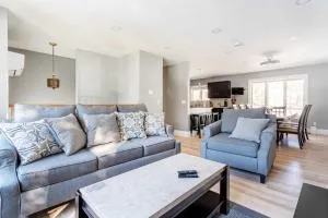 The Woodland Escape Pool Table Fire Pit 4 BD - Cresco