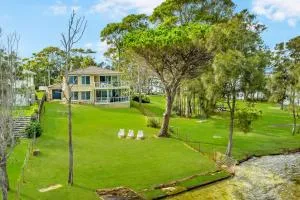 Island Point by Experience Jervis Bay - Basin View