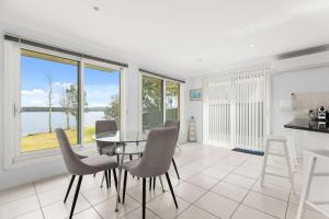 Island Point by Experience Jervis Bay