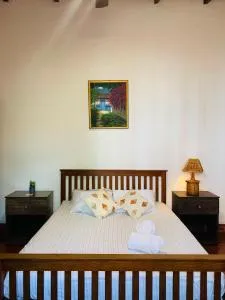Sunrise Guest House - La Marimba