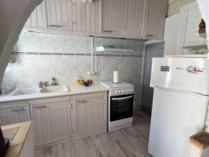 Maisons de vacances Maison confortable proche centre, climatisee, 4 personnes - FR-1-701-88 : photos des chambres