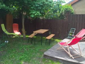 Chalets Chalet confortable 45 m², 5 couchages avec jardin a Barcelonnette - FR-1-804-54 : photos des chambres