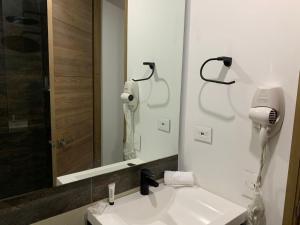 Apartasuite luxury con vista al mar a pasos de la playa del Rodadero