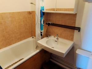 2 Pièces RDC aux Adrets - Proche pistes et commerces - FR-1-771-52
