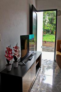 Casa Lopez - Modern house in a natural setting