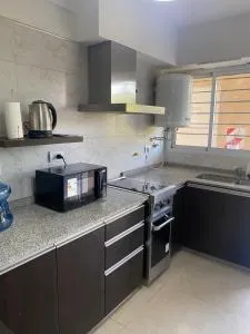 Apart Duclout Monte Grande a 15 minutos del Aeropuerto Ezeiza Zona Residencial - Villa El Rincón