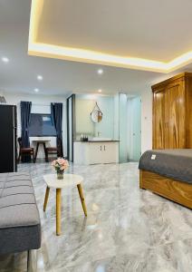 Ami Foreign Center Da Nang 6 - Cozy, New Interior, Spacious, Amenities, Near Beach, Windows
