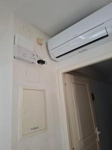 Maisons de vacances Sete Centre-ville - Jolie Maison de vacances - 2 etoiles- 4 personnes - 60 m2 avec parking gratuit prive, wifi et clim : photos des chambres