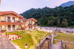 DLS Divine River Resort and Spa, Rishikesh