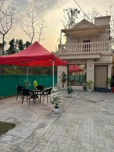 Dream House Villa - Gorhe