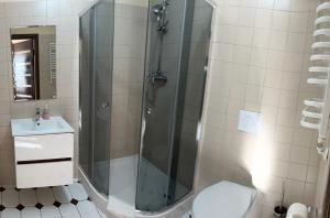 LAS SŁUPSKI PREMIUM APARTAMENTY Wifi Netflix Smart TV50 Wysoka Jakość za Niską Cenę Zapraszamy