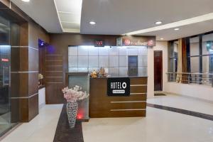 Super Collection O Awas Vikas Near Bus Stand Formerly Hotel Rivera