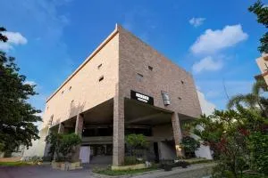 Palette Perumbakkam Near Sathyabama University - Siruseri