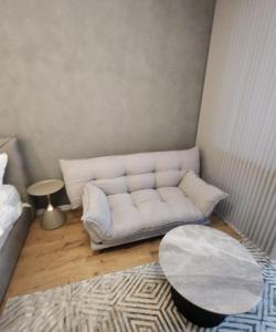 Ivory Residence Studio 11