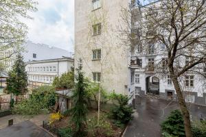 RentPlanet - Apartamenty Chmielna
