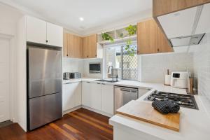 NOR214 - Northstead Coastal Charm
