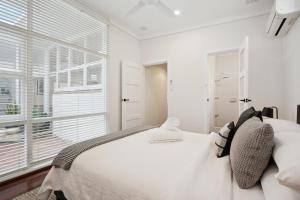 NOR214 - Northstead Coastal Charm