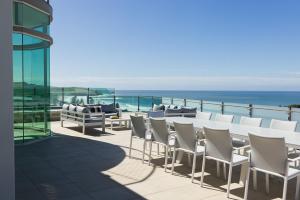 Azzurro, Gerringong