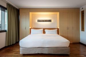 Executive King Room with Sauna room in Hilton Helsinki Airport