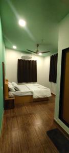 GOLDIE VILLA - Daman