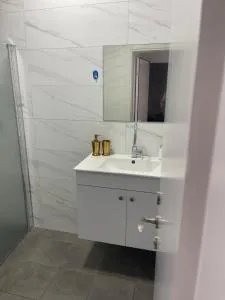 דירה מההמת נוף לכנרת 7 אנשים - 提比里亚