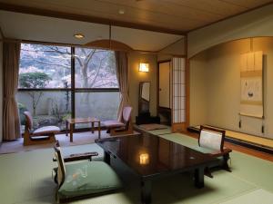 이즈 ホテル河内屋 3성급 숙소 스위트룸